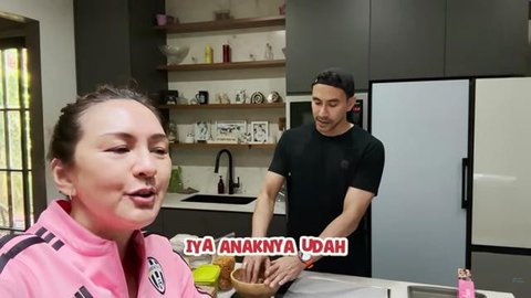 Darius Sinathrya dan Donna Agnesia (Instagram/darius_sinathrya)