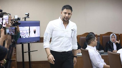 Pesohor, Muhammad Ammar Akbar alias Ammar Zoni, saat mengikuti sidang lanjutan terkait kasus peredaran narkotika di lingkungan Rutan Salemba, Pengadilan Negeri Jakarta Pusat, Kamis (12/3/2026