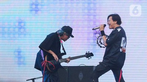 Lelaki kelahiran Bandung 49 tahun silam itu mengaku masih banyak mimpi yang belum terealisasikan. (Adrian Putra/Bintang.com)