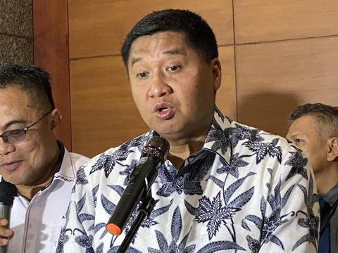 Menteri PKP Maruarar Sirait di Gedung Radius Prawiro, OJK, Senin (13/4/2026). (Foto: Liputan6.com/Immanuel Christian)