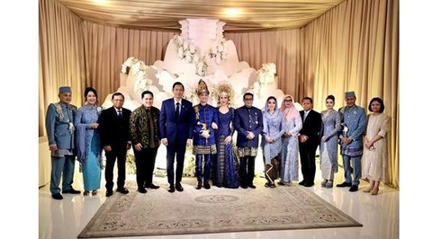 Tamu publik figur di pernikahan Teuku Rassya dan Cleantha Islan. [IG: @agusyudhoyono]