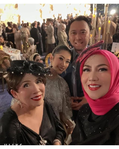 Tamu publik figur di pernikahan Teuku Rassya dan Cleantha Islan. [IG: @agusyudhoyono]