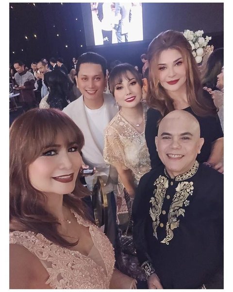 Tamu publik figur di pernikahan Teuku Rassya dan Cleantha Islan. [IG: @agusyudhoyono]