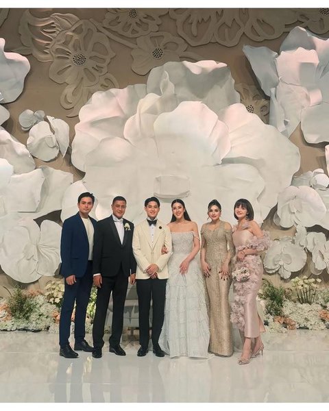 Tamu publik figur di pernikahan Teuku Rassya dan Cleantha Islan. [IG: @agusyudhoyono]