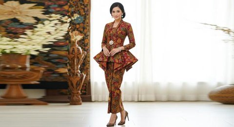 Model Kebaya Kekinian untuk Hari Kartini/Gemini AI
