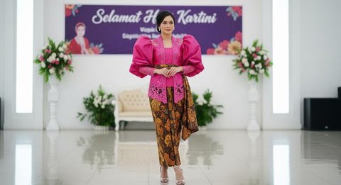 Model Kebaya Kekinian untuk Hari Kartini/Gemini AI