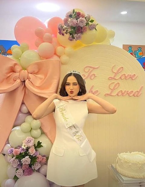 Dekorasi Bridal Shower Syifa Hadju (Foto: Instagram @syifahadju)