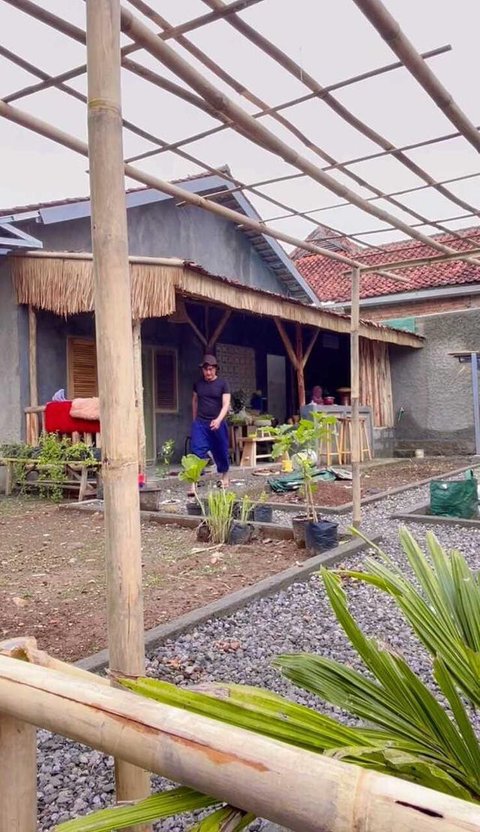 Potret Dapur Boby Tince di Kampung / Instagram @boby_tince