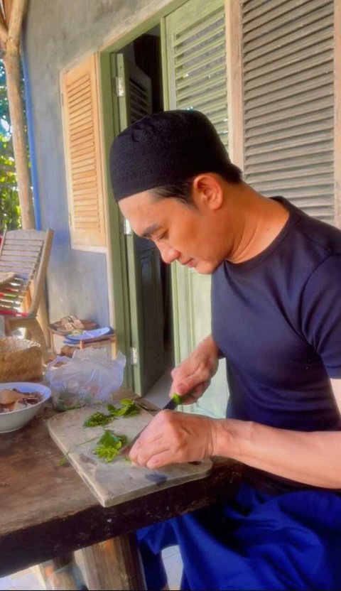 Potret Dapur Boby Tince di Kampung / Instagram @boby_tince