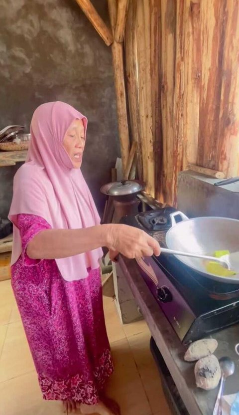 Potret Dapur Boby Tince di Kampung / Instagram @boby_tince