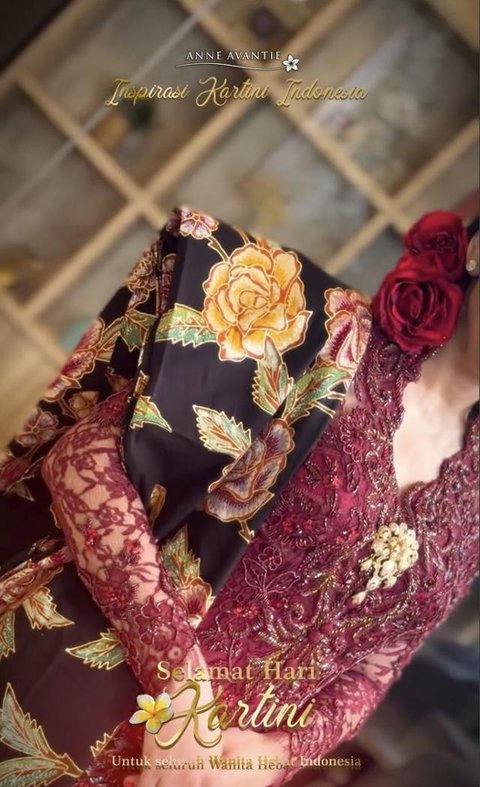 Potret Detail Kebaya Merah Maia Estianty Saat Hari Kartini/Instagram/@anneavantieheart