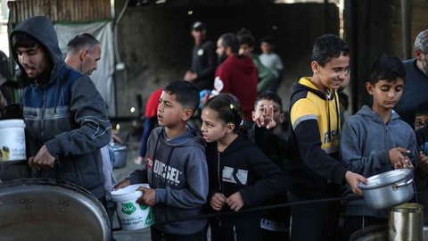 Seperti diketahui, Lebanon terseret ke dalam perang Timur Tengah ketika Hizbullah melancarkan serangan terhadap Israel untuk membalas gugurnya pemimpin Iran, Ayatollah Ali Khamenei. Tampak da