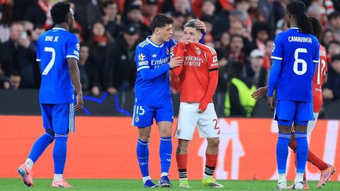 Kylian Mbappe menilai winger Benfica, Gianluca Prestianni, tidak pantas lagi tampil di kompetisi elite Eropa tersebut setelah dugaan tindakan pelecehan rasial terhadap Vinicius. Meskipun begitu Prestianni tidak mendapat kartu kuning atau merah dari wasit. Ia terlihat menutup mulutnya dengan jersey, sehingga wasit tidak menemukan bukti verbal.