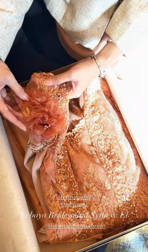 Detail Kebaya Bridesmaid di Pernikahan Syifa Hadju. Sumber; instagram/wirantikurniabride