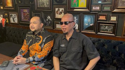 Kasus peretasan akun Instagram Ahmad Dhani berdampak buruk. Pelaku gunakan akun itu untuk aksi penipuan dengan modus jual emas dan barang elektronik.