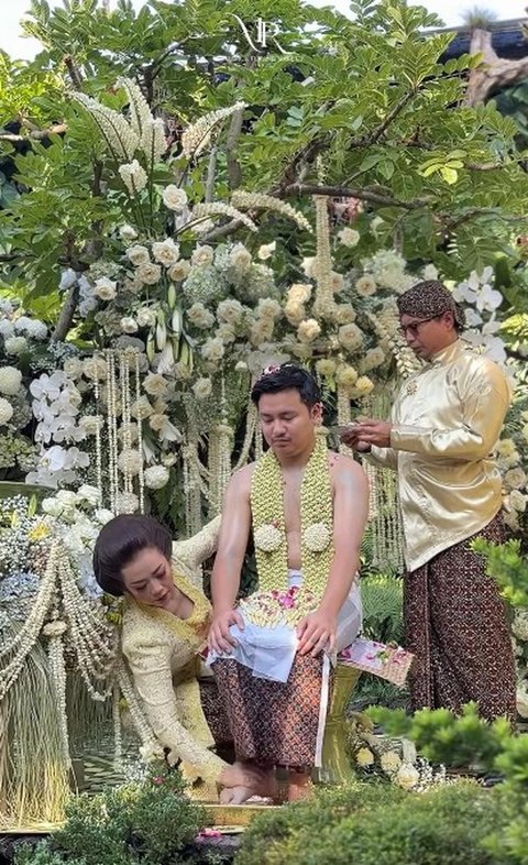 Dekorasi Siraman Pernikahan Putra Soimah (Foto: Instagram @aksauyun)