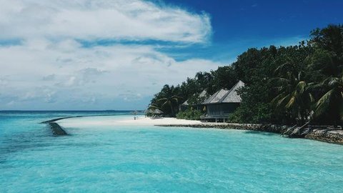 Italia menyelidiki tragedi penyelaman di Maladewa yang menewaskan lima wisatawan, diduga terkait keracunan oksigen dan cuaca buruk. (dok. tangkapan layar Instagram @peter_njenga_15/https://ww