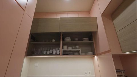 Dapur Rumah Sharena Delon (dok: YouTube Sharena Delon)
