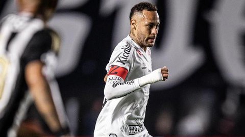 Pemain Brasil, Neymar, mengontrol bola saat melawan Peru  pada laga kualifikasi Piala Dunia 2026 zona CONMEBOL, Rabu, (13/9/2023). Tim Samba menang dengan skor tipis 1-0. (AP Photo/Martin Mej