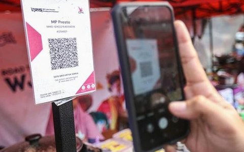 Deputi Gubernur Bank Indonesia Doni Primanto Joewono mengungkapkan bahwa perhitungan batasan Rp 100.000 ini sudah dihitung dengan data yang dikumpulkan BI. (Liputan6.com/Angga Yuniar)