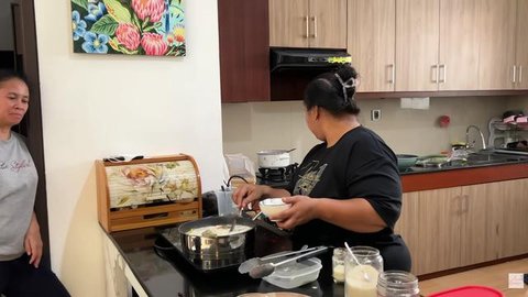 Potret Dapur Arumi Bachsin (Foto: YouTube/Arumi Bachsin)