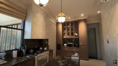 Potret Dapur Kotor di Rumah Baru Tasya Farasya (Foto: YouTube/Tasya Farasya)