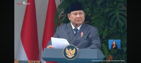 Presiden Prabowo Subianto memimpin Upacari Hari Lahir Pancasila di Gedung Pancasila, Kementerian Luar Negeri, Senin (1/6/2026). (Liputan6.com/Lizsa Egeham)