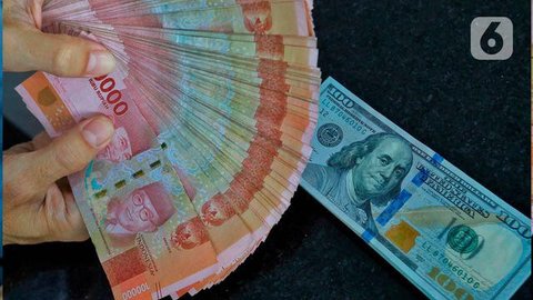 Ilustrasi Uang Dollar Credit: pexels.com/cottonbro