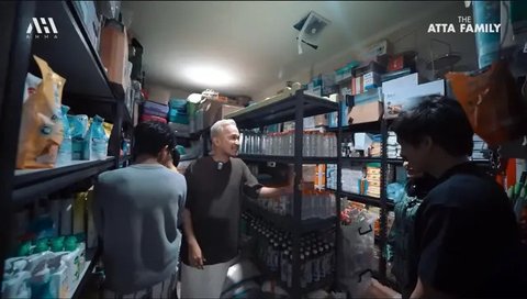 Potret Dapur Rumah Ruben Onsu yang Lama. (foto: YouTube AH)