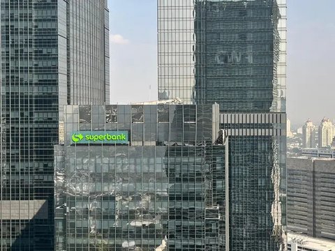PT Super Bank Indonesia Tbk (SUPA), bank dengan layanan digital yang didukung oleh Grab, Emtek, Singtel, KakaoBank, dan GXS, resmi melangsungkan pencatatan saham perdana di Bursa Efek Indones