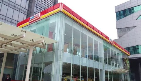Hari ini, Presiden Republik Indonesia Prabowo Subianto meresmikan sekitar 80 ribu Koperasi Merah Putih yang tersebar di seluruh desa/kelurahan di Indonesia. (merdeka.com/ Arie Basuki)