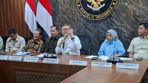 Hari ini, Presiden Republik Indonesia Prabowo Subianto meresmikan sekitar 80 ribu Koperasi Merah Putih yang tersebar di seluruh desa/kelurahan di Indonesia. (merdeka.com/ Arie Basuki)