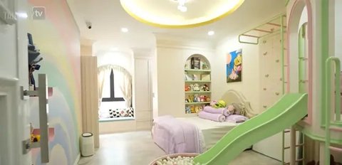 Potret Kamar Tidur Anak di Rumah Sarwendah / Youtube Taulany TV