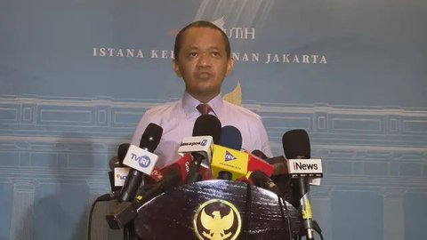 Sekretaris Jenderal Kementerian ESDM, Ahmad Erani Yustika ditemui di Kantor Kementerian ESDM, Jakarta, Jumat (12/6/2026). (Arief/Liputan6.com)