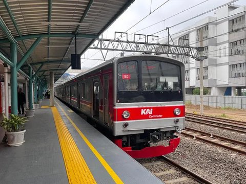 Stasiun Kereta Rel Listrik (KRL) Jakarta International Stadium (JIS) telah resmi beroperasi. (Liputan6.com/Winda Nelfira)