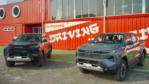 Di sisi lain merek China, iCar, meluncurkan model V23, dan merek Vietnam VinFast luncurkan MPV 7-seater terbarunya Limo Green. Tampak dalam foto, pengunjung melihat iCar V23, kendaraan listri