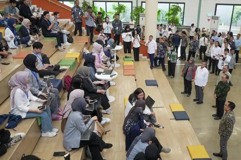 Jadwal Pelaksanaan Magang Nasional (Photo by Herlambang Tinasih Gusti on Unsplash)