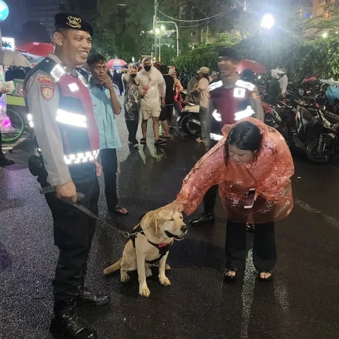K-9 amankan malam tahun baru