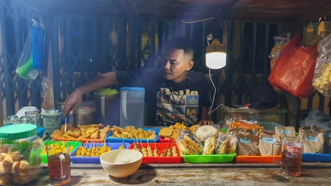 Kisah Usaha Angkringan Ini Bangkit dan Bertumbuh Berkat KUR BRI