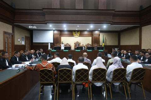 Wakil Menteri Ketenagakerjaan periode 2024&ndash;2025 Immanuel (Noel) Ebenezer Gerungan  saat mengikuti  sidang perdana kasus dugaan pemerasan dalam pengurusan sertifikat K3 di lingkungan Kemenaker di Pengadilan Tindak Pidana Korupsi pada PN Jakarta Pusat, Senin (19/01/2026).