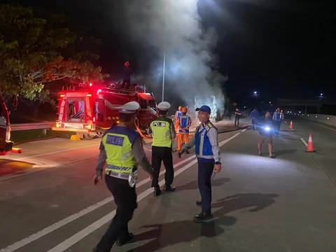 Kronologi Bus Rosalia Indah Terbakar di Tol Solo-Ngawi