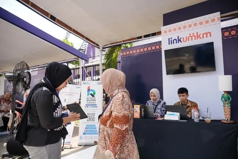 NM Kitchen Usaha Camilan Berbasis Resep Keluarga