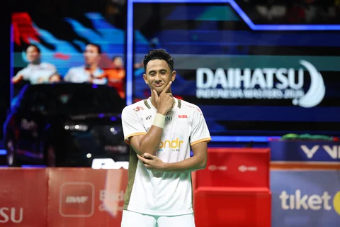 Tunggal putra Indonesia, Alwi Farhan, usai menyingkirkan wakil Taiwan, Chi Yu Jen, dengan skor telak dua gim langsung, 21-11 dan 21-12 pada babak semifinal  Indonesia Masters 2026 di Istora Senayan, Jakarta, Sabtu (24/01/2026).