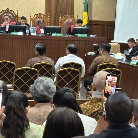 Perwakilan google disidang Nadiem