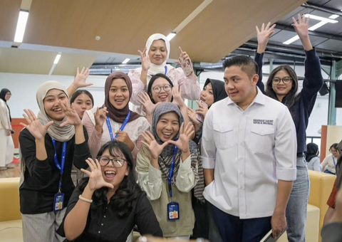 Seskab Teddy Cek Langsung Program Magang Nasional: Peserta Rasakan Banyak Manfaat