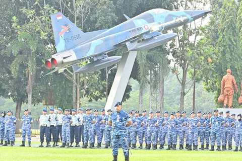 Prajurit TNI Angkatan Udara mengikuti Apel Luar Biasa awal tahun 2026 di Lapangan Apel Makoopsudnas Halim Perdanakusuma Jakarta Timur.