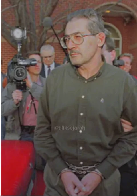 Sosok Pengkhianat AS