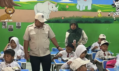 Kepala BGN Datangi SDN 01 Kalibaru, Cilincing, Jakarta Utara