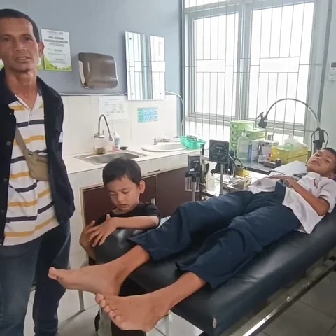 Siswa SMP di Palembang Keracunan MBG