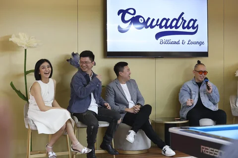 (dari kiri) Founder &amp;amp;amp; Vision Driver Yovita Lesmana,  Founder Gowadra Tinggo Xiao, General Manager Community Development TACO Andika Tjandra dan arsitek Revano Satria (RSI Group) saat jumpa pers di Gowada Billiard di PIK 2 Jakarta, Rabu (11/02/2026).